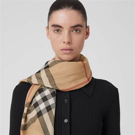 burberry sjaal|burberry silk scarf.